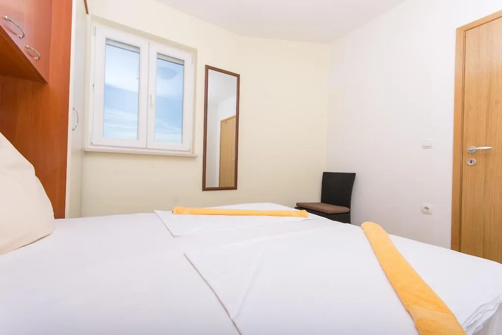 Apartment Ljuba Τρογκίρ Κροατία