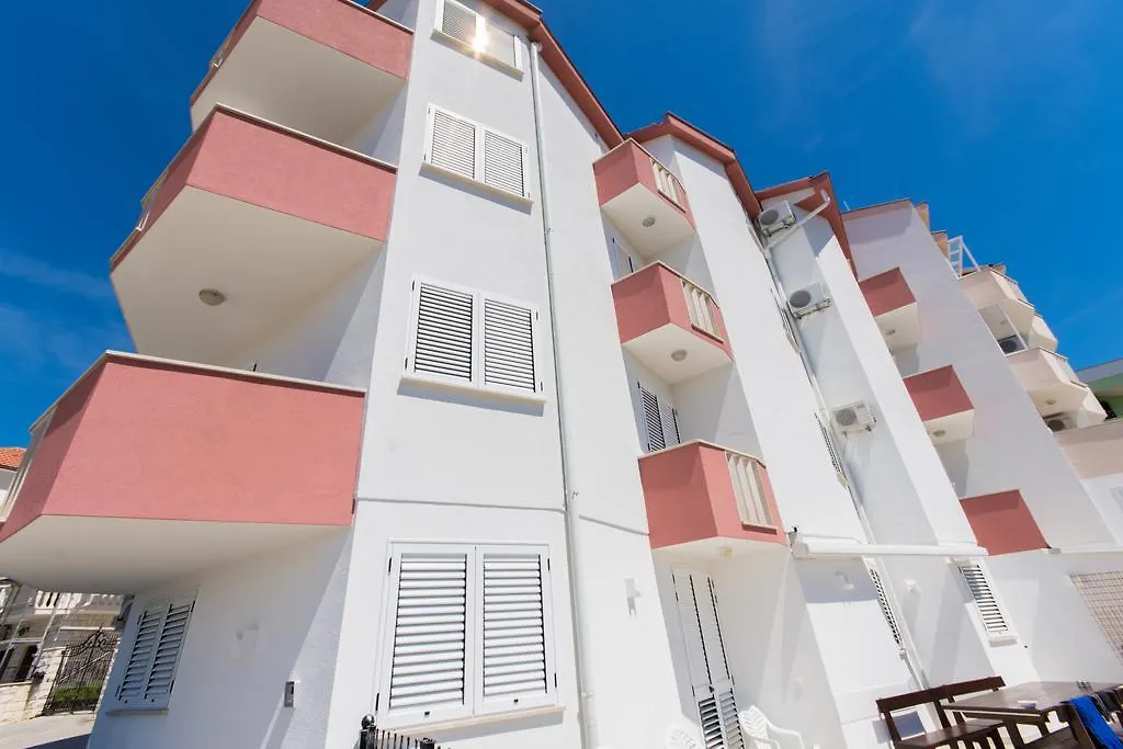 Apartment Ljuba Trogir Croatia