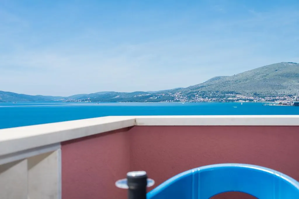 Apartment Ljuba Trogir
