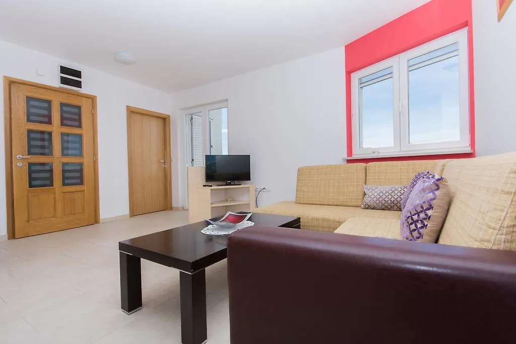 Apartment Ljuba Trogir
