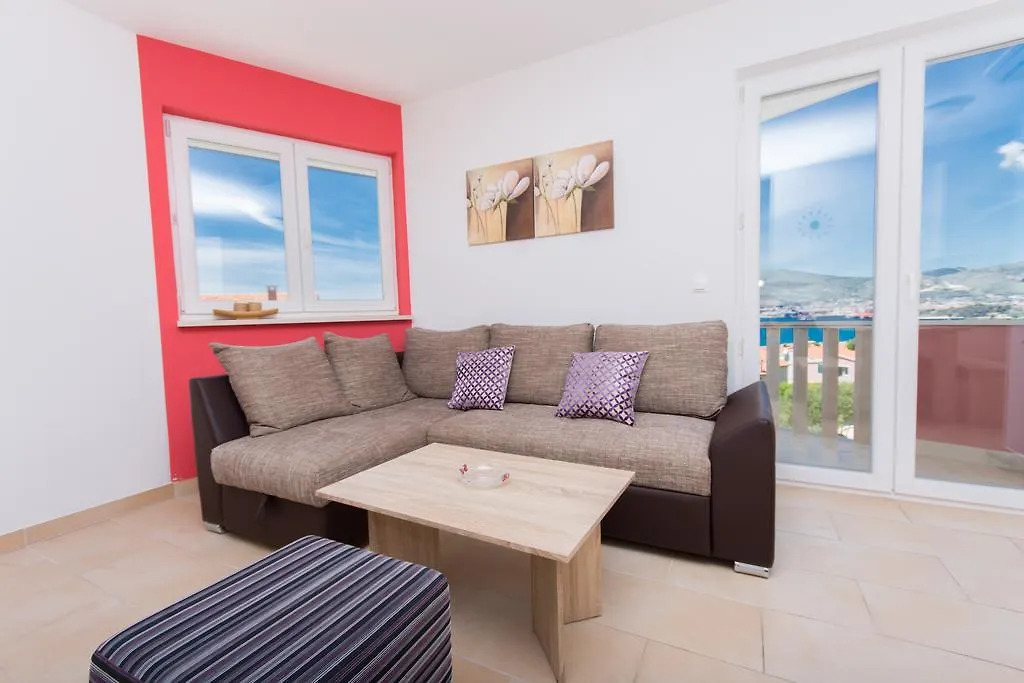 Apartment Ljuba Trogir